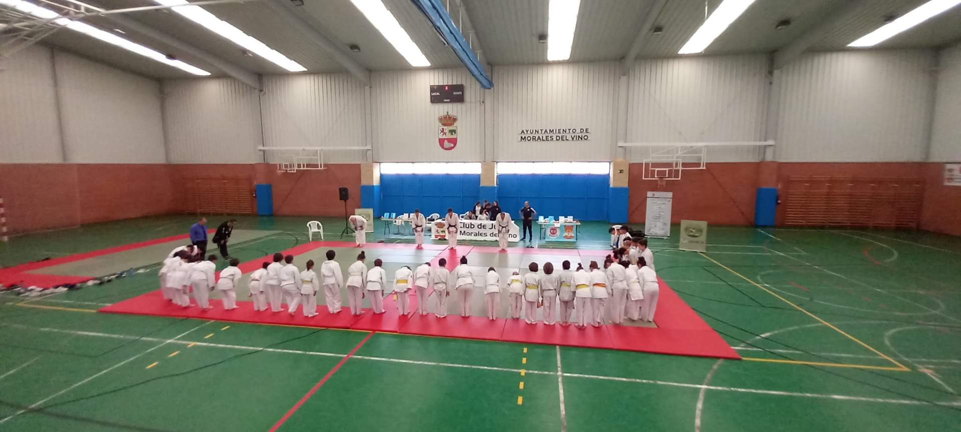 Primera jornada de los juegos escolares en Morales del Vino