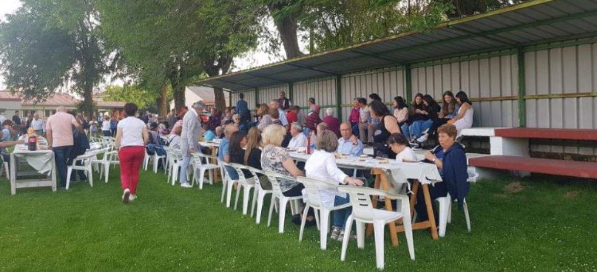 merienda en Santa Croya de Tera