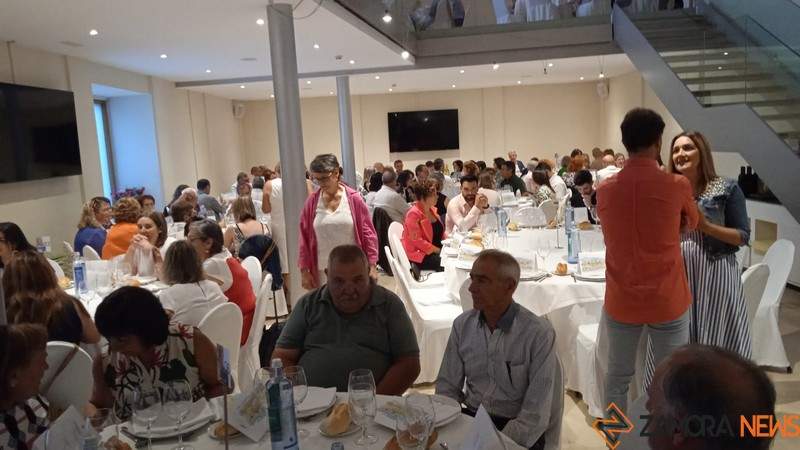 Cena Azayca (2)