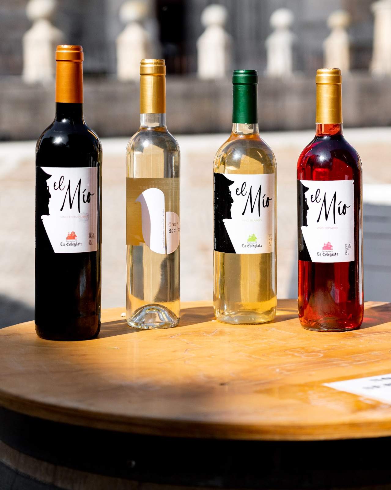 vino. El Mío