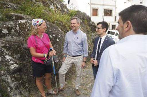 El ministro de Sanidad, José Miñones, participa en Padrón (A Coruña) en la presentación de la campaña "No Caminas Sola: Camino de Santiago Libre de Violencias Machistas".