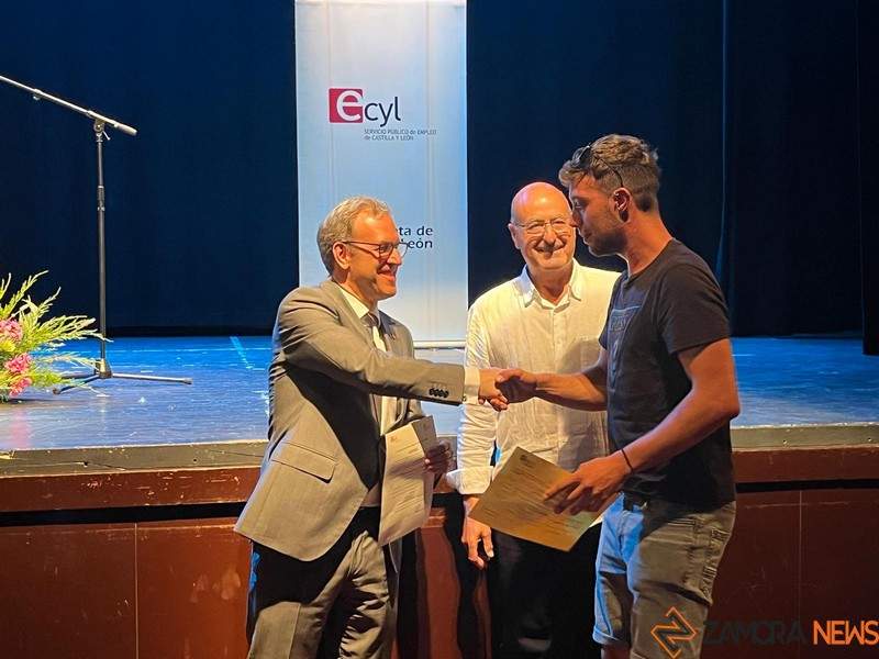 entrega diploma