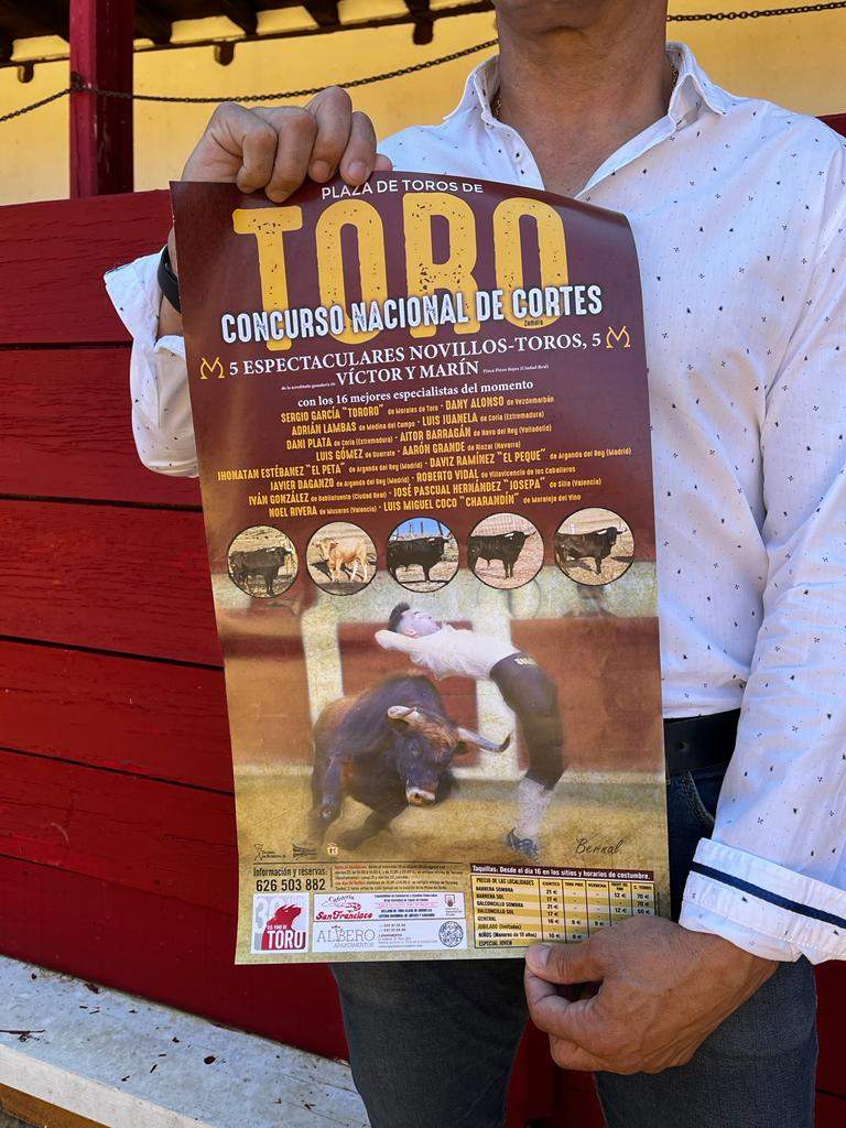 Presentación del “Concurso Nacional de Cortes” de las Ferias y Fiestas de San Agustín 1