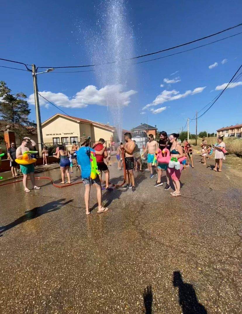 Guerra de agua. ValleVivoFest
