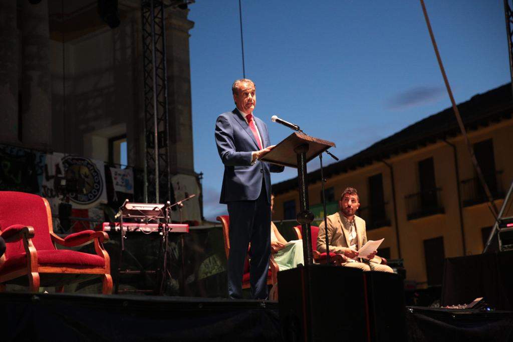 Pregón Toro (2)