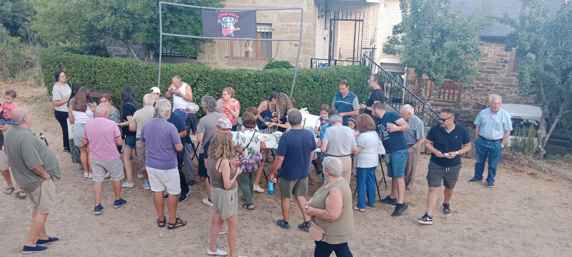 Algunas de las actividades realizadas por la asociación cultural CERDIROCK
