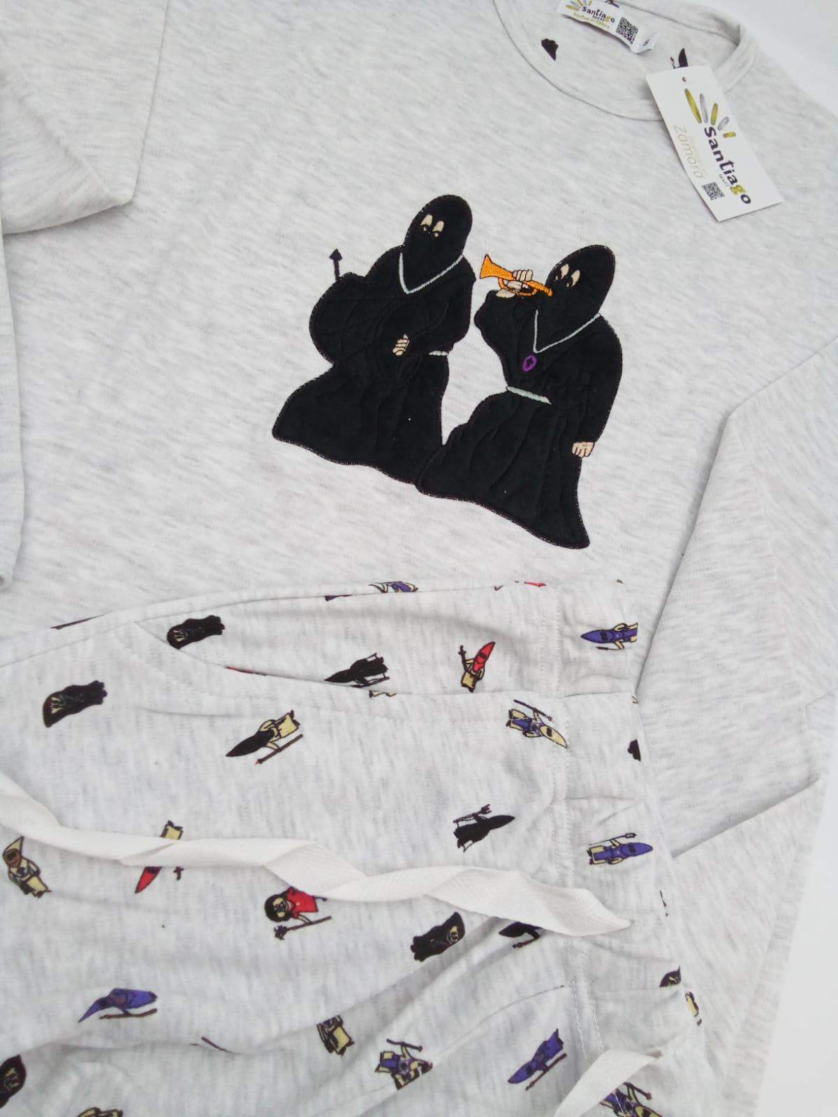 Pijama de la Semana Santa de Zamora. Santiago Textil