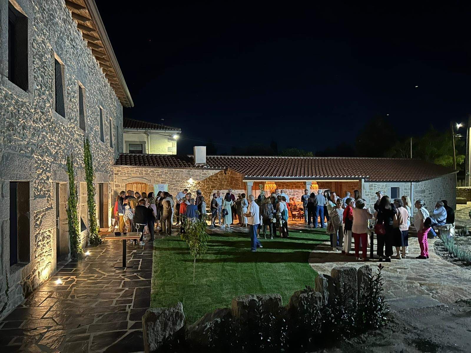 Cóctel con cata de vinos de la DO en el hotel La Alcoba de Sayago. Fotografía: CEDIDA