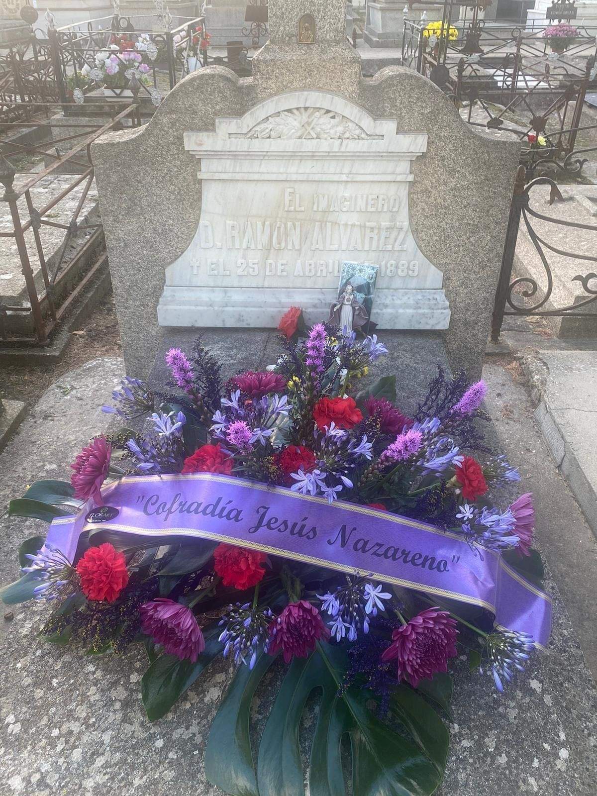tumba de Ramón Álvarez