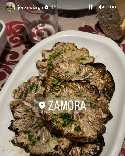 Plato de setas. Fotografía: @jonanwiergo