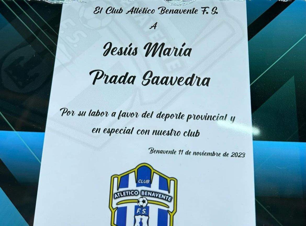 reconocimiento  a Jesús María Prada