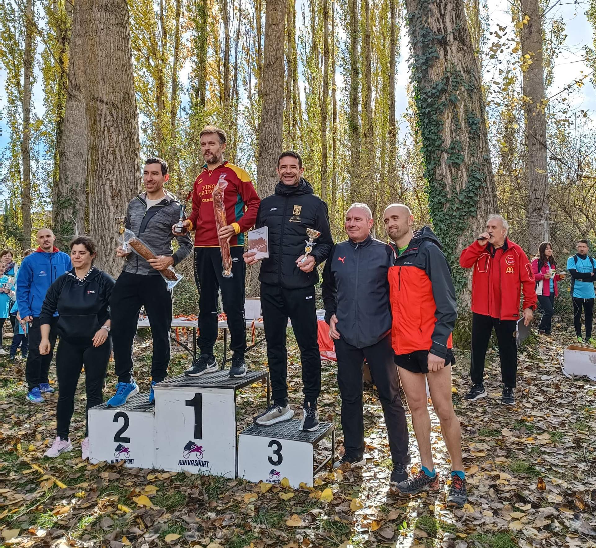 Podio I Carrera Popular Bahabon