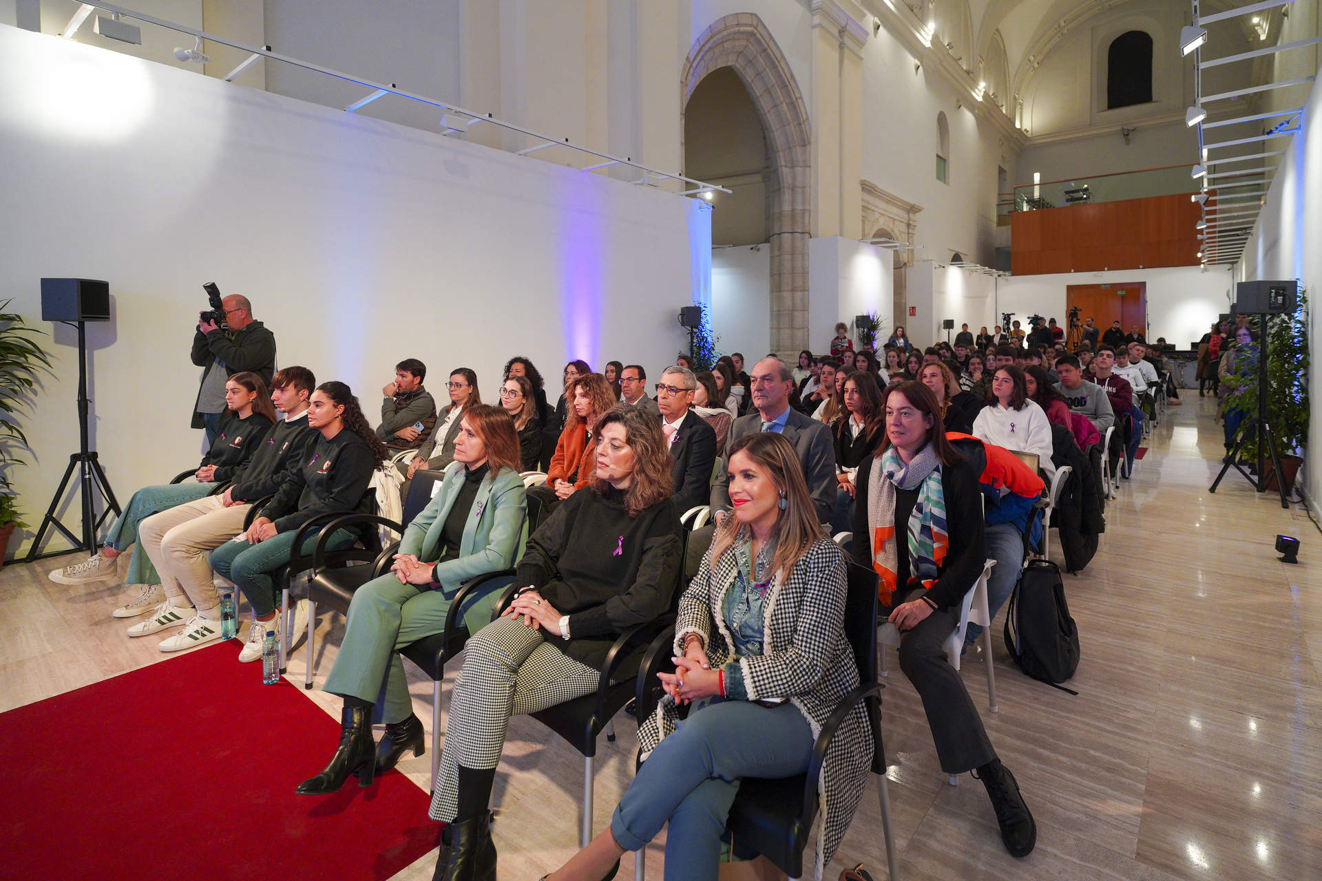 Acto por el Día Internacional de Eliminación de Violencia contra Mujeres