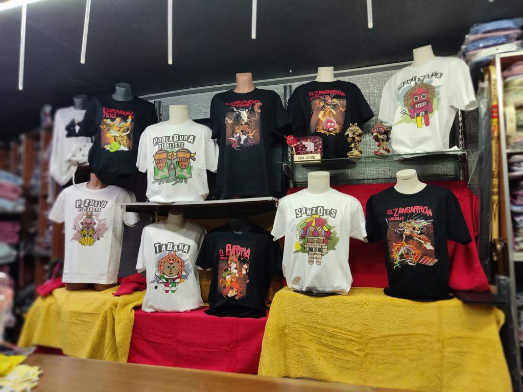 La colección de camisetas sobre las Mascaradas de Zamora