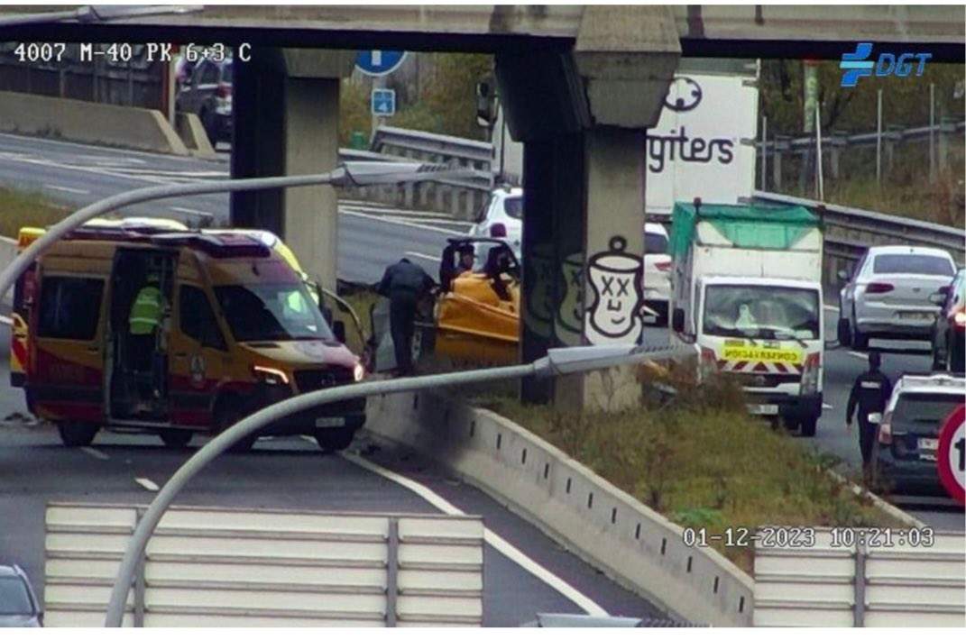Dos heridos en accidente de helicóptero en M40, a la altura del C. de las Naciones. Fotografía: Cámara DGT