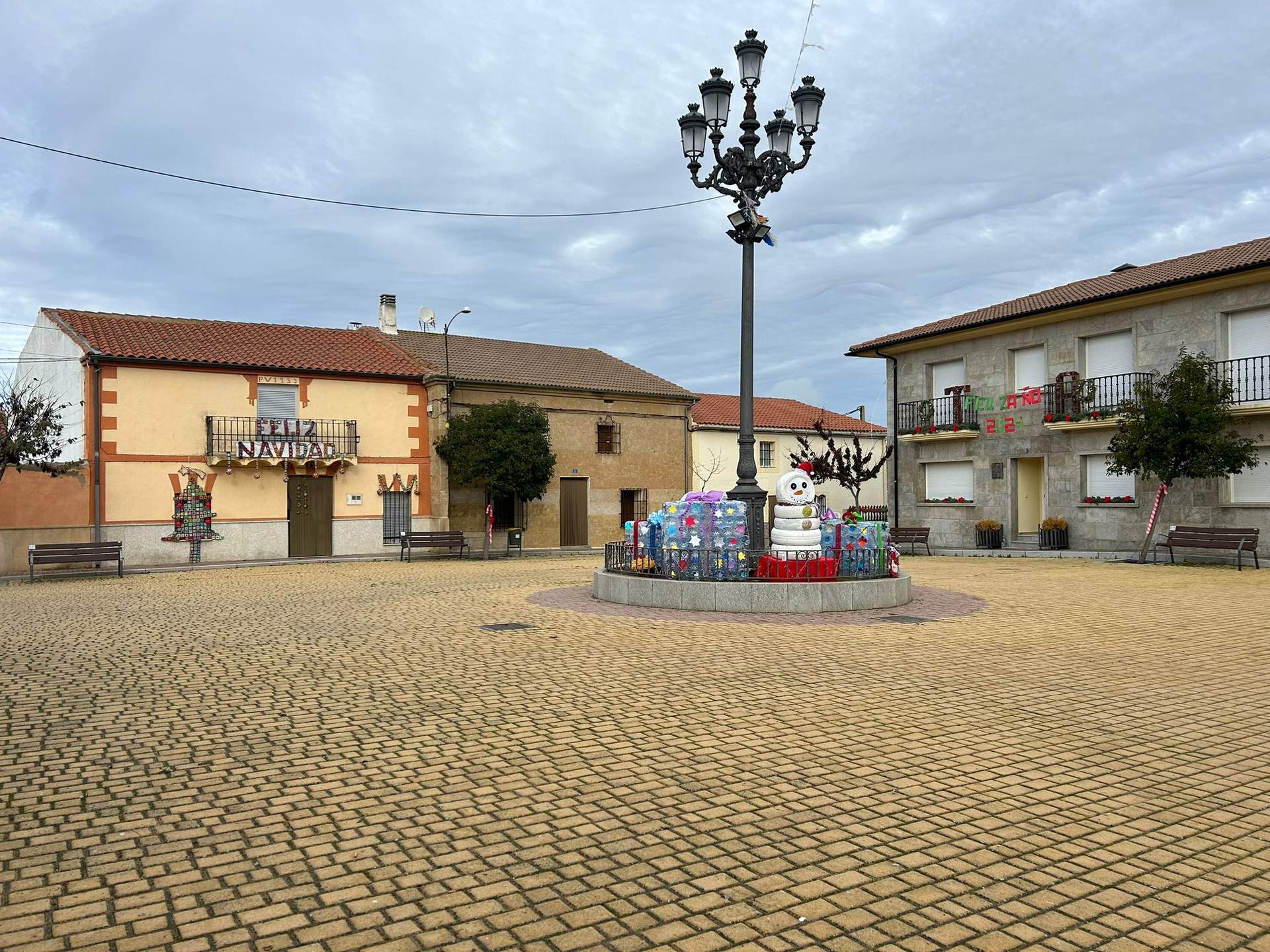 Decoración de Navidad en El Piñero. Imagen cedida (3)