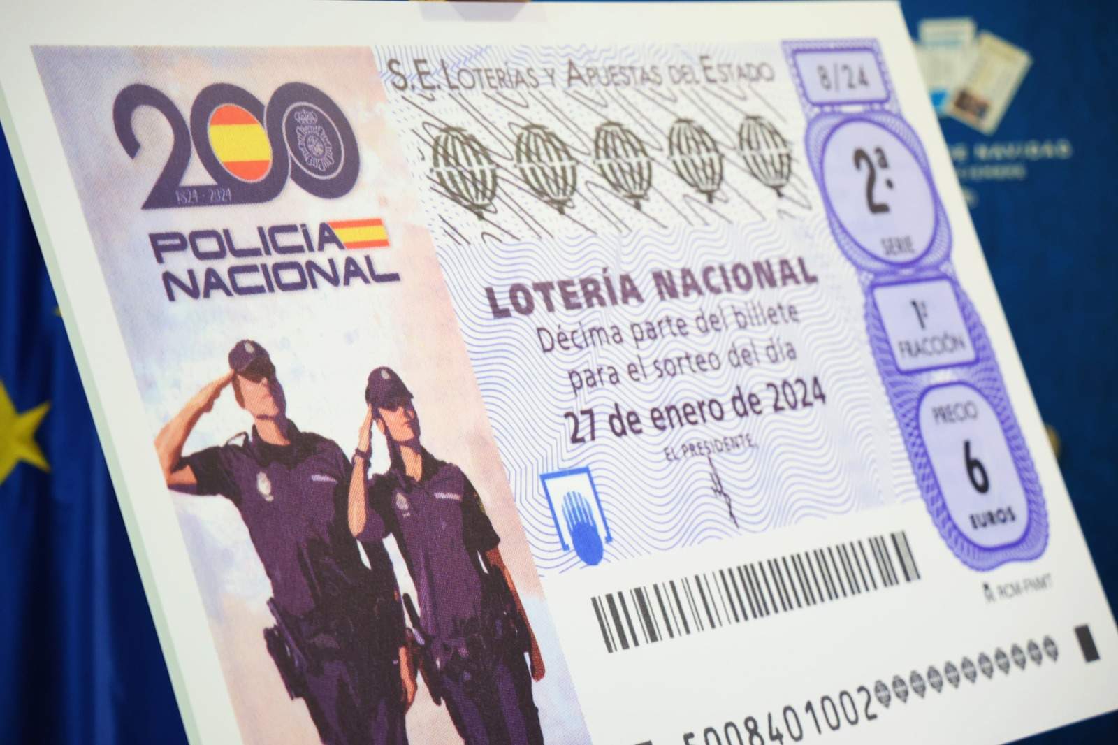 Lotería Nacional dedica un décimo al Bicentenario de la Policía Nacional