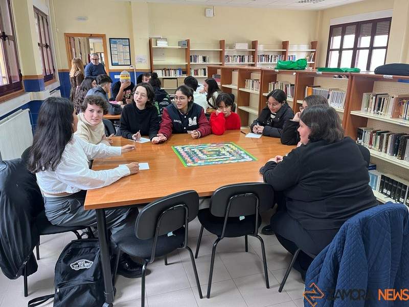 Alumnos del IES Cardenal Pardo Tavera y usuarios del Centro de Día de Mayores celebran juntos el “Día Mundial de la Educación Ambiental”_2