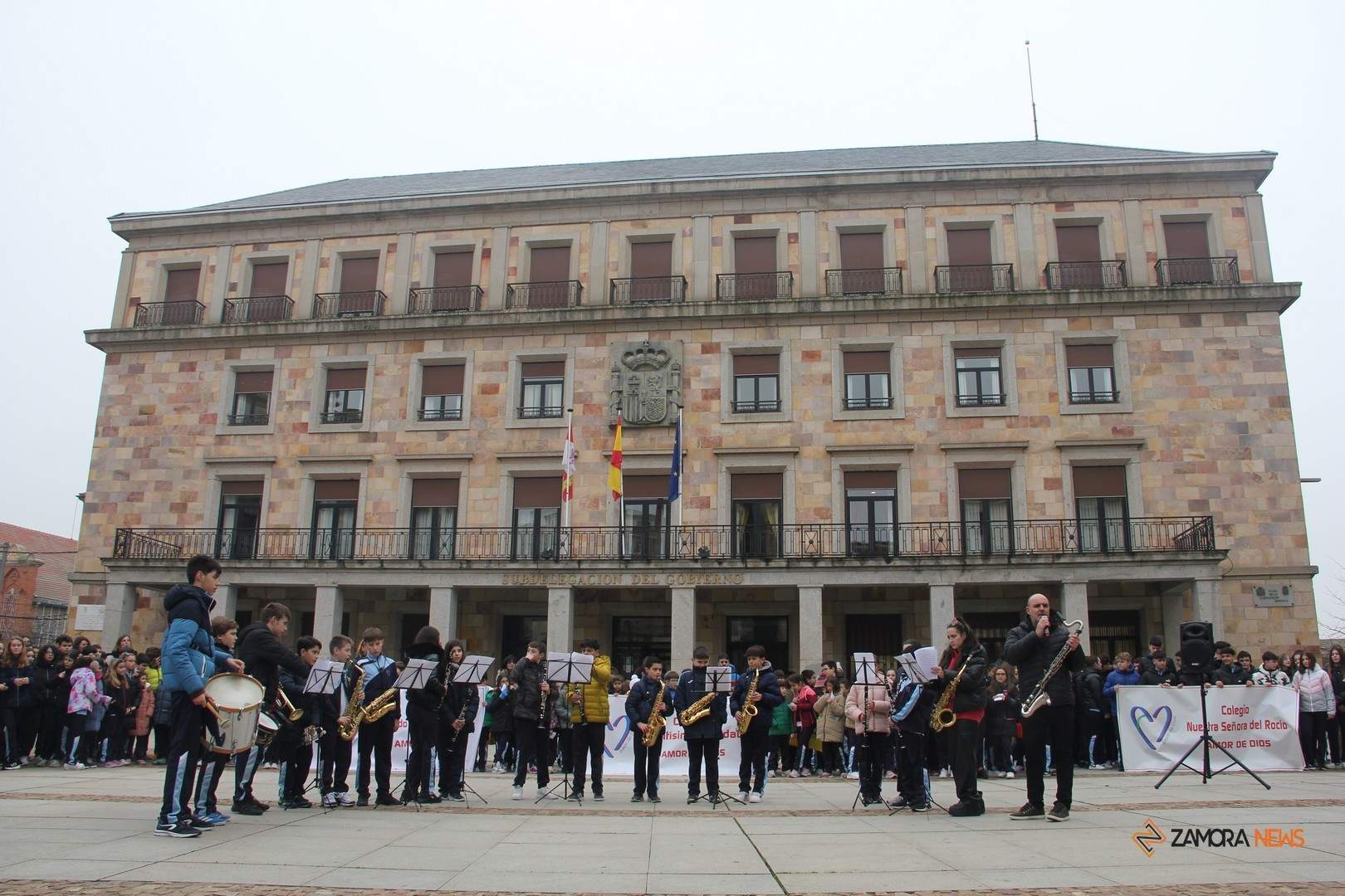 Los cuatro centro de la Congregación de las Hermanas del Amor de Dios actúan en el Día de la Paz