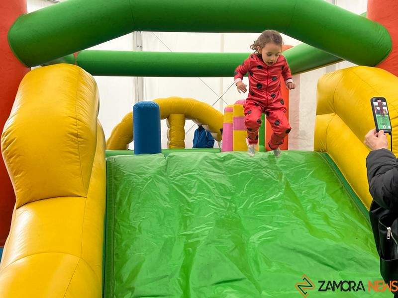parque infantil y talleres de carnaval