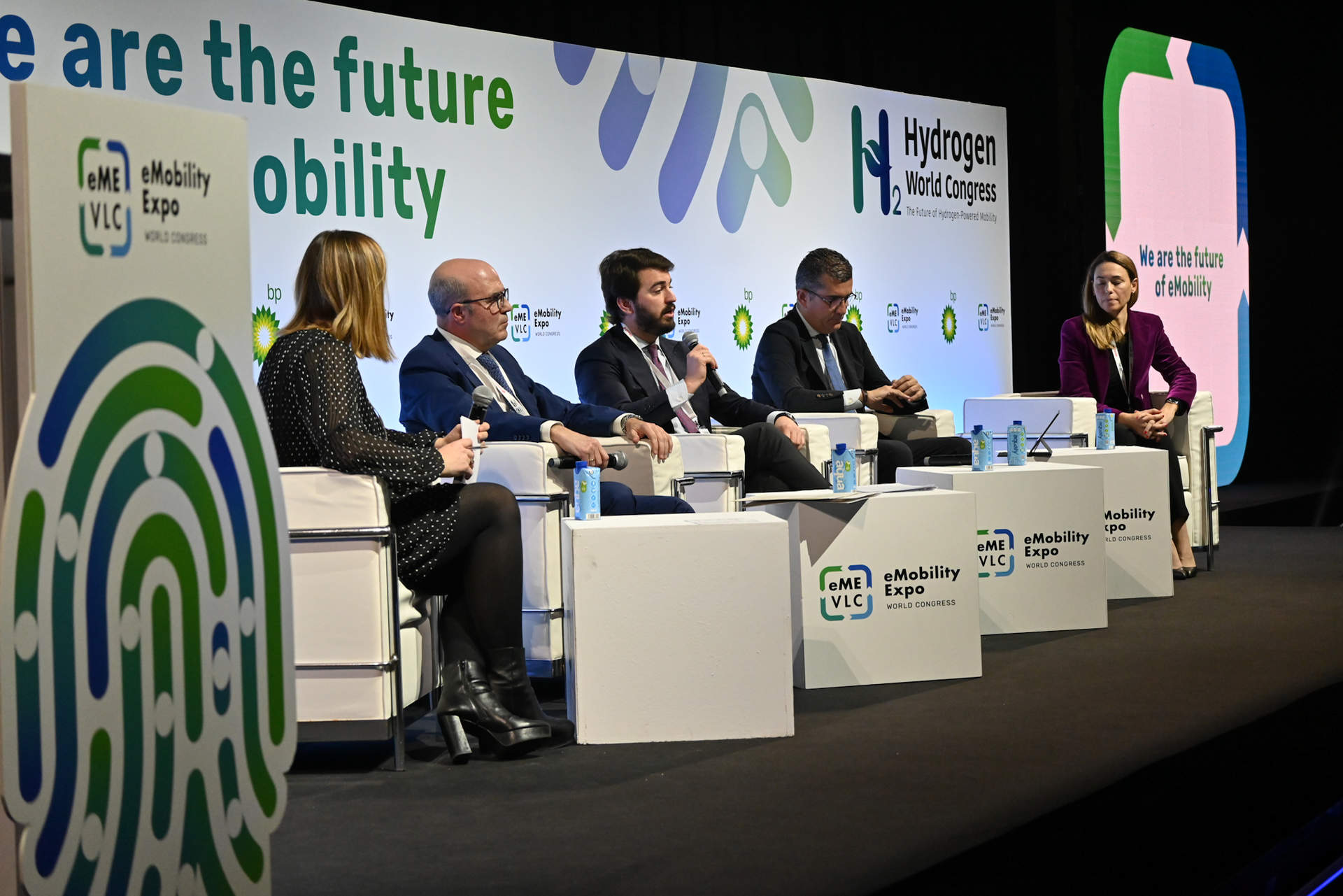Mesa redonda sobre movilidad sostenible en Europa y España