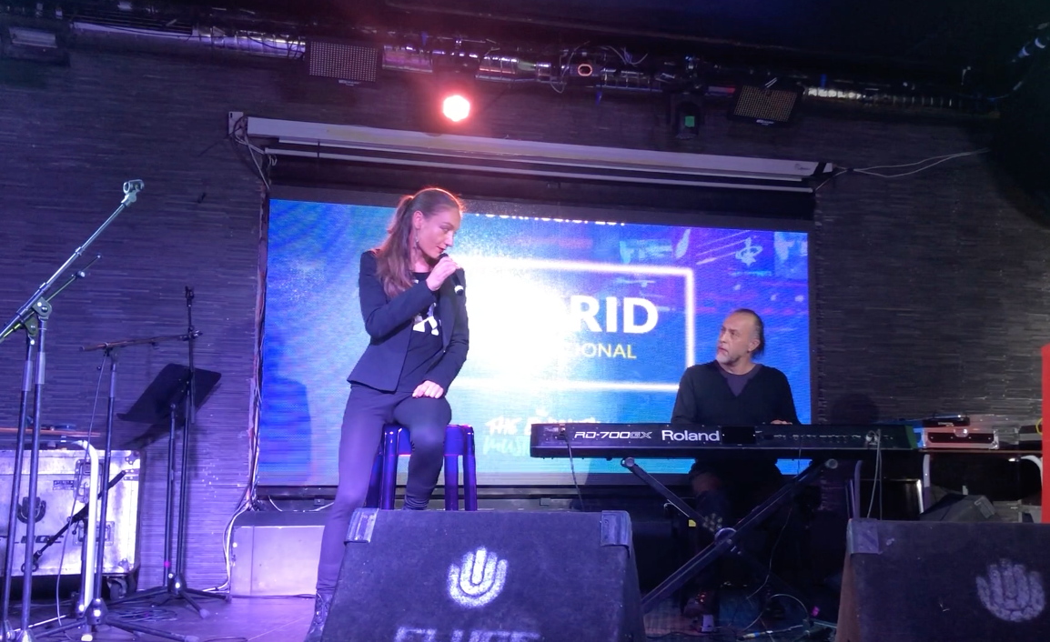 Susana Ferreira (letrista y cantante) y Fran Rubio (pianista y director musical), fundadores de Gre2Jazz y autores de la canción "La senda del Duero"
