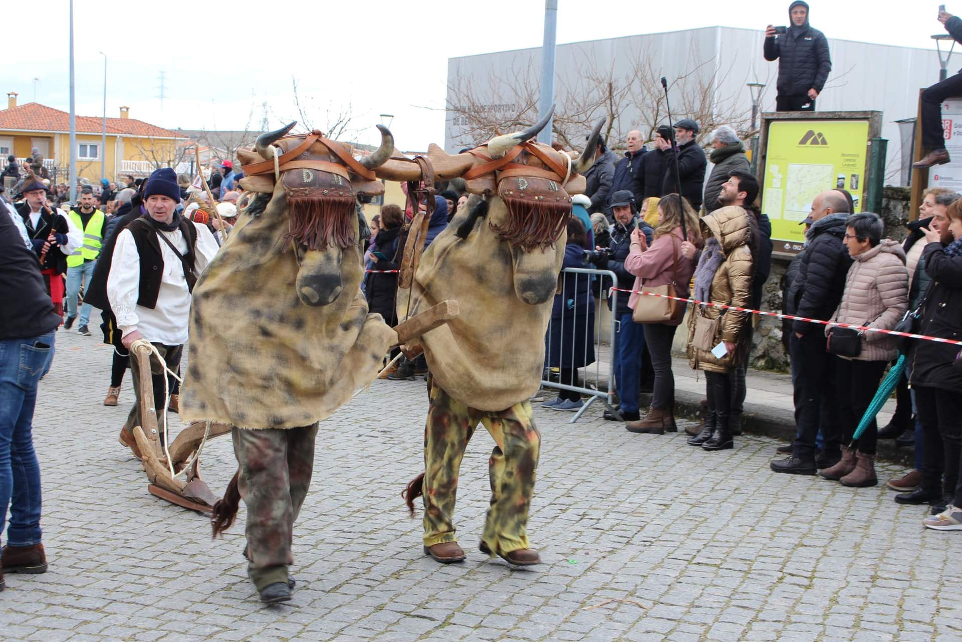 La Obisparra de Pobladura de Aliste en el IV Encuentro de ‘Rituais Ancestrais’. Fotografía: AECT Duero-Douro