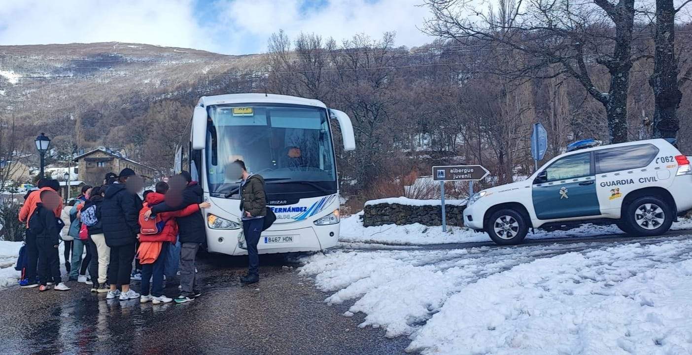 desalojo del albergue de San Martín de Castañeda. Guardia Civil