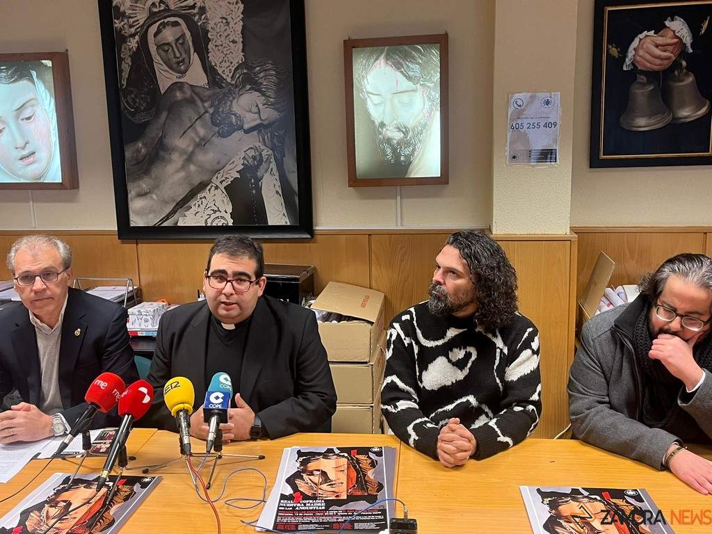 presentación imagen de Nuestra Madre, artista toresano Carlos Adeva