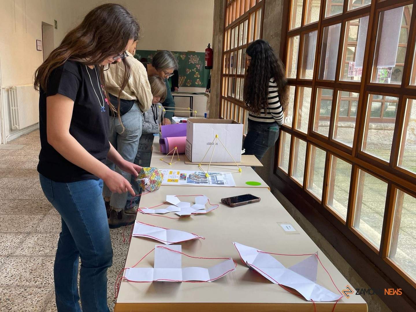 Evento 'Matemáticas en la calle' organizado por la Asociación Castellana y Leonesa de Educación Matemática Miguel de Guzmán _2