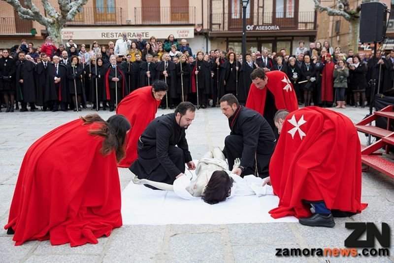 Jesús muerto toro
