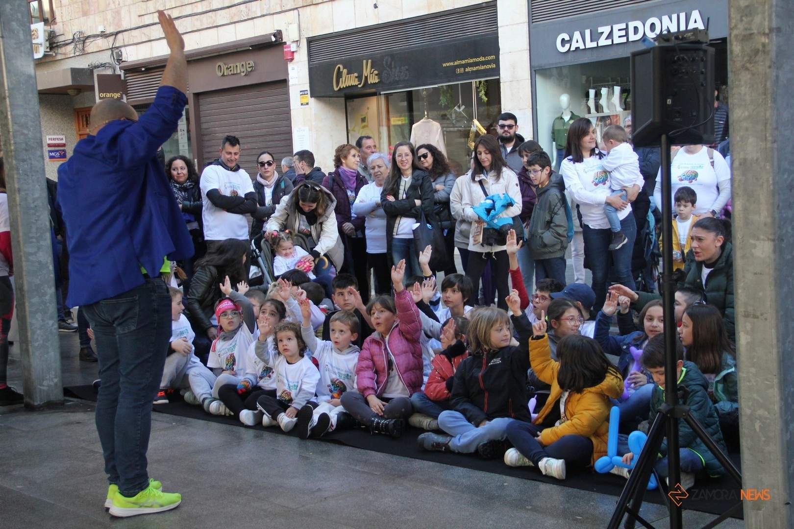 X Marcha Solidaria a favor de las Personas con Autismo organizado por AZADAHI
