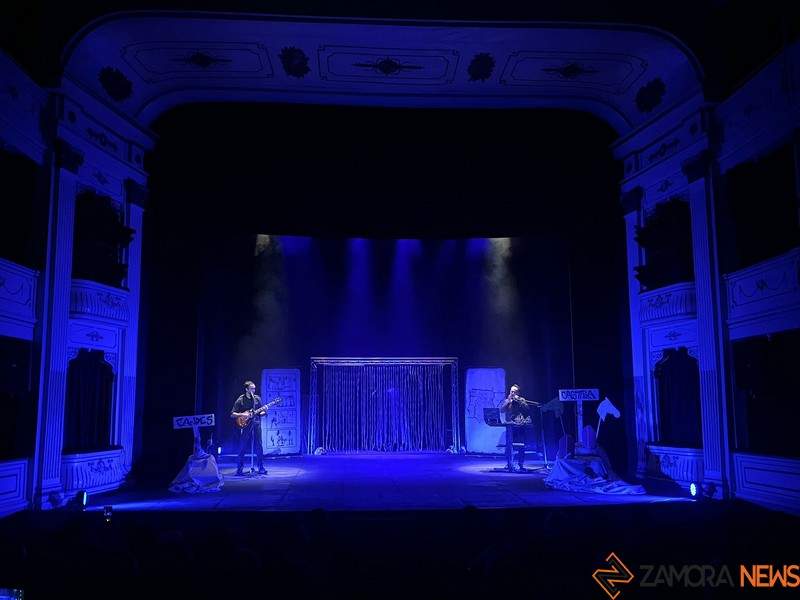 'Cantar comunero' en el Teatro Principal de Zamora (1)