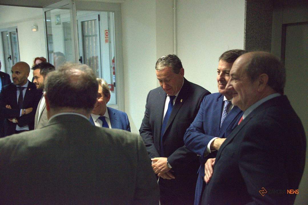 Mañueco en la inauguración del curso sobre los 40 años de autonomía de CyL