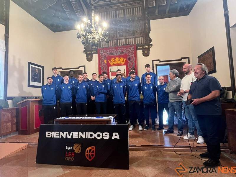 CB Zamora en el Ayuntamiento de Zamora