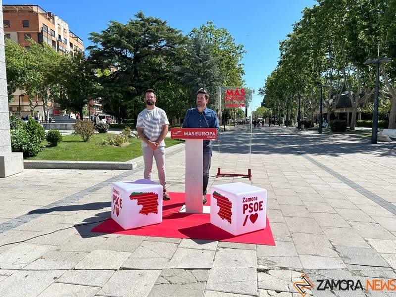El secretario general del PSOE de Zamora, Antidio Fagúndez, y el secretario de la agrupación local, David Gago