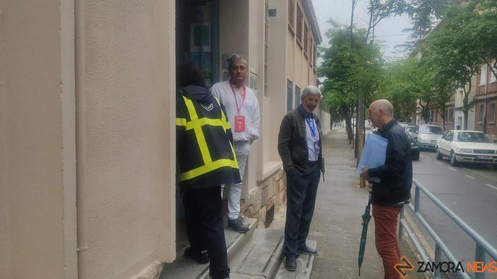 apertura colegios elecciones