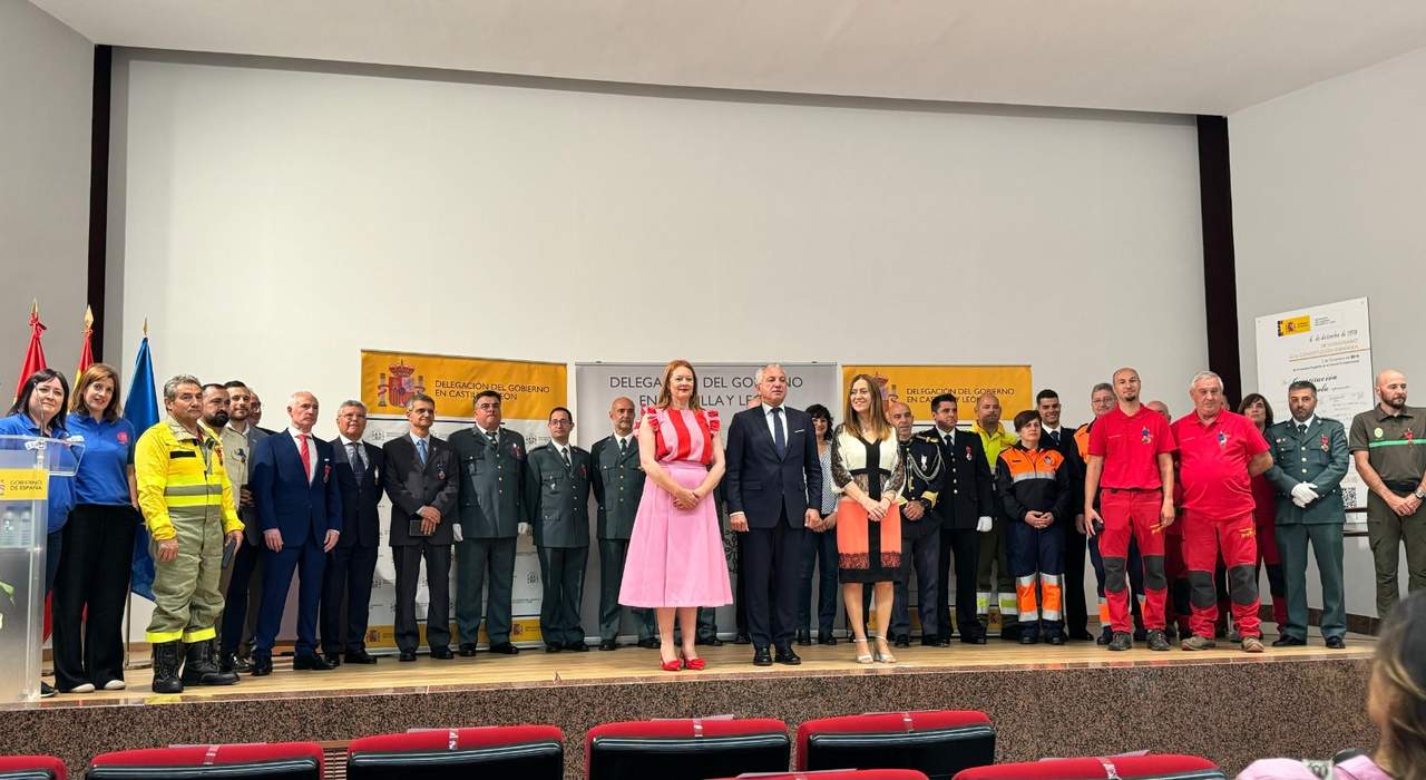 MEDALLAS AL MÉRITO PROTECCIÓN CIVIL