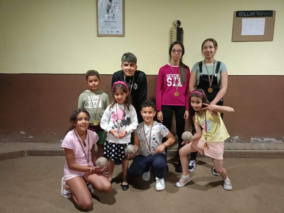 bilar romano niños