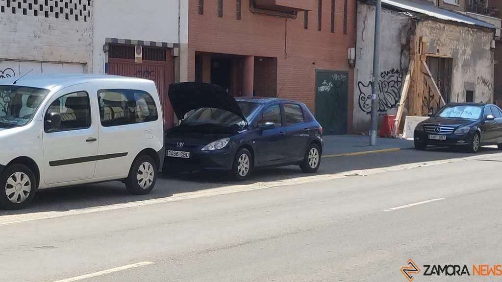 Coche quemado Obispo Nieto_2