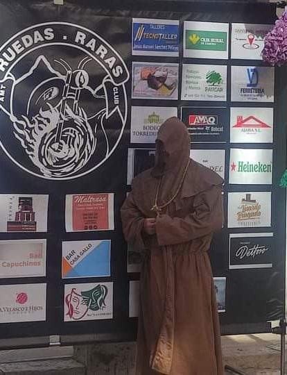 bendición monje