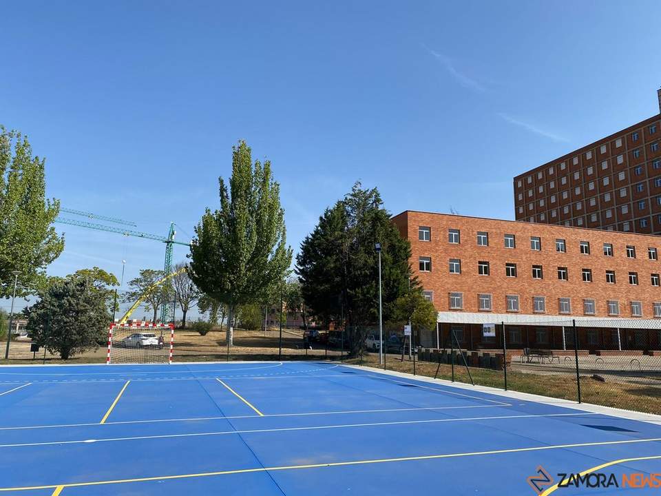 renovación pistas deportivas del Centro Educativo 'Ciudad de Zamora1