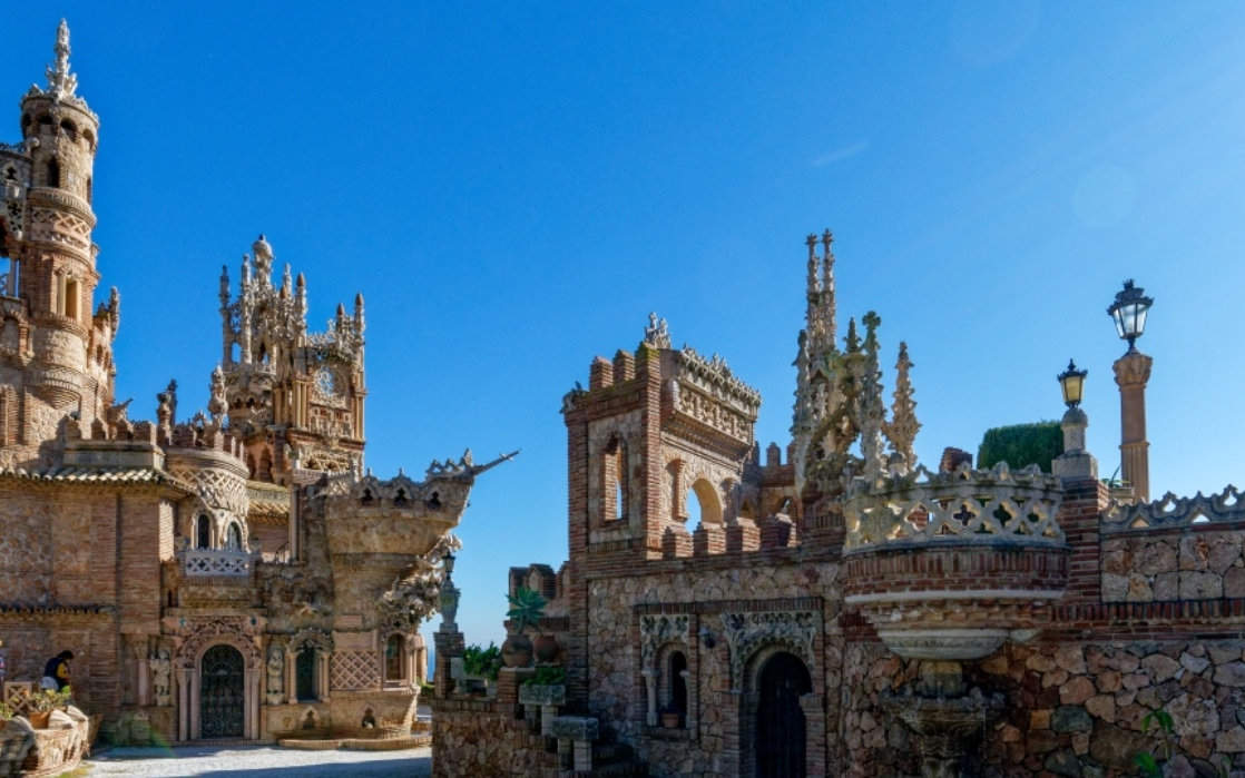 Castillo Monumento Colomares1