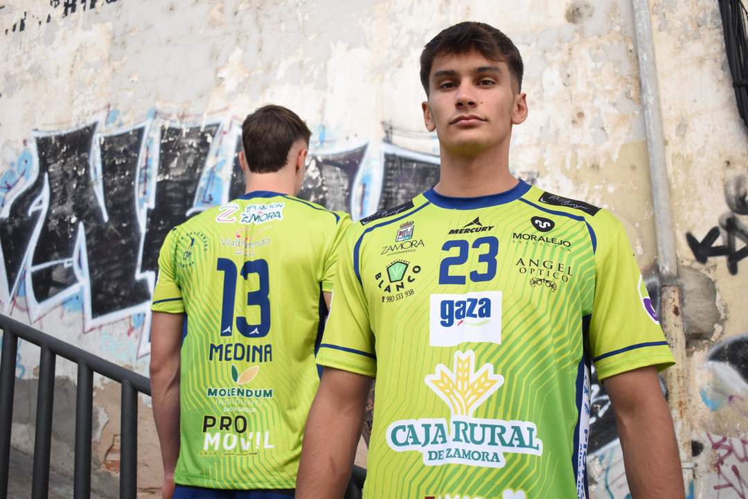 NUEVA EQUIPACIÓN - BALONMANO ZAMORA (1)