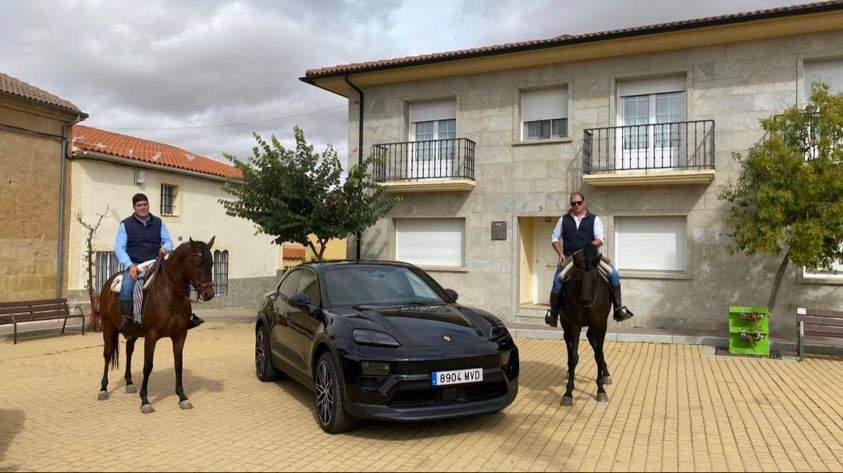 Porche El Piñero (1)