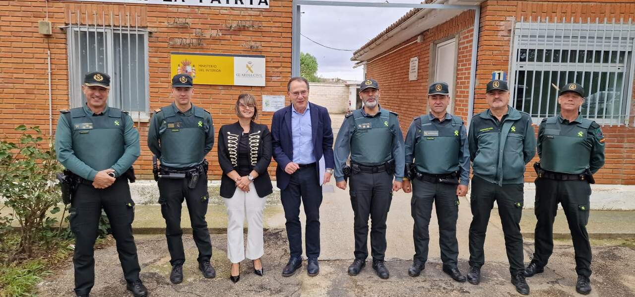 visita cuartel Aspariegos