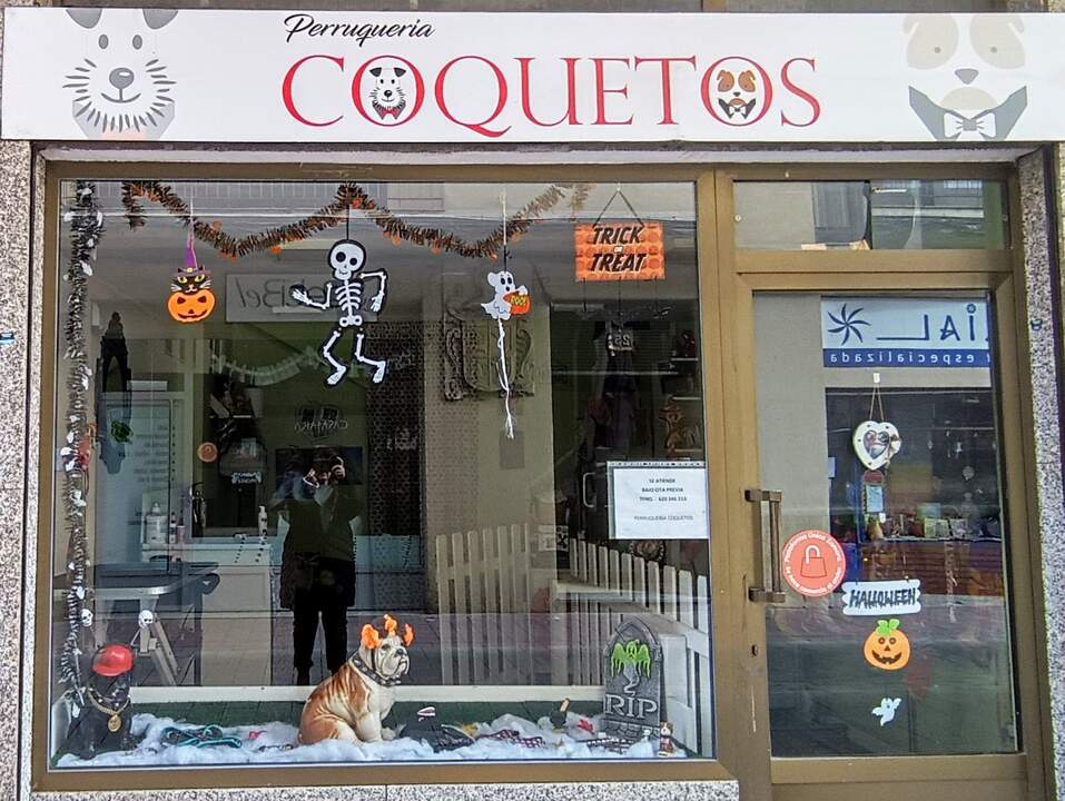 establecimientos decorados de Halloween (4)