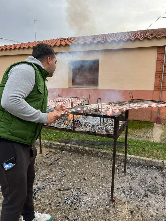 vecinos de Trademézar celebran San Martino. IMAGEN CECIDA (1)