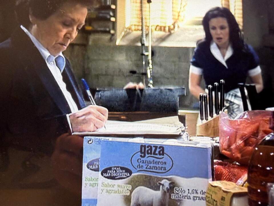 Leche Gaza en la serie El Internado (1)