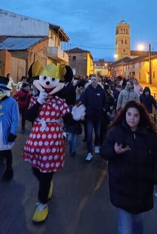 Cabalgata de Reyes en Villanueva del Campo. IMAGEN CEDIDA (4)